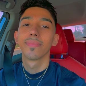 Meet your Posher, Alex